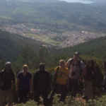 Descubre los mejores consejos para hacer senderismo seguro en la Sierra de Ronda. Planifica tu ruta, equípate bien y disfruta de la naturaleza sin riesgos.