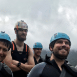 Organiza una despedida de soltero de aventura inolvidable en la Sierra de Cádiz. Barranquismo, puenting y diversión en plena naturaleza